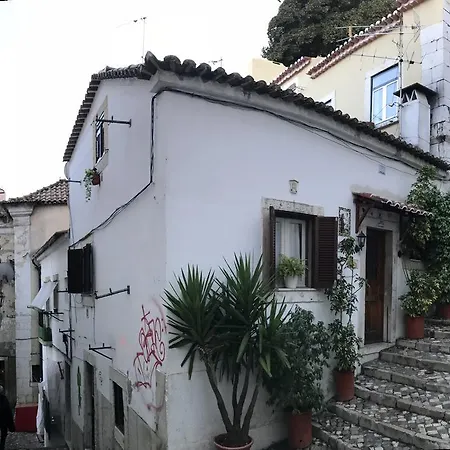 Alfama's Nest Adica Apartamento *