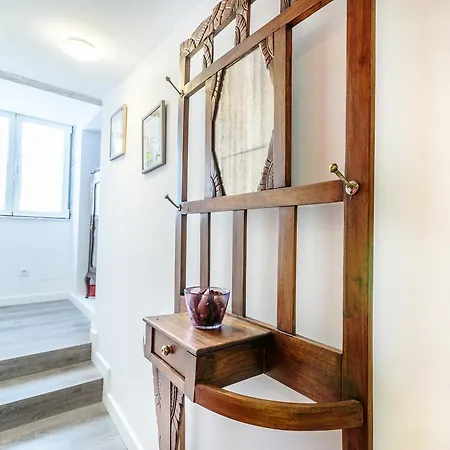 Alfama's Nest Adica Apartamento *