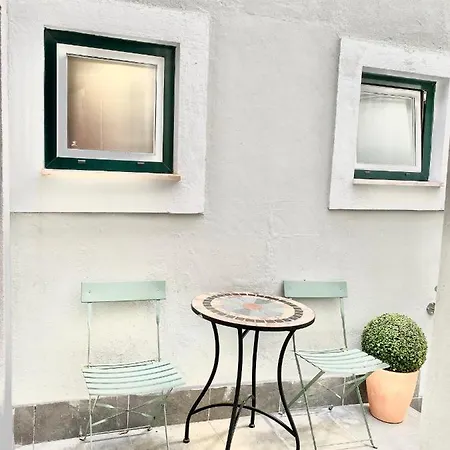 Alfama's Nest Adica Apartamento *